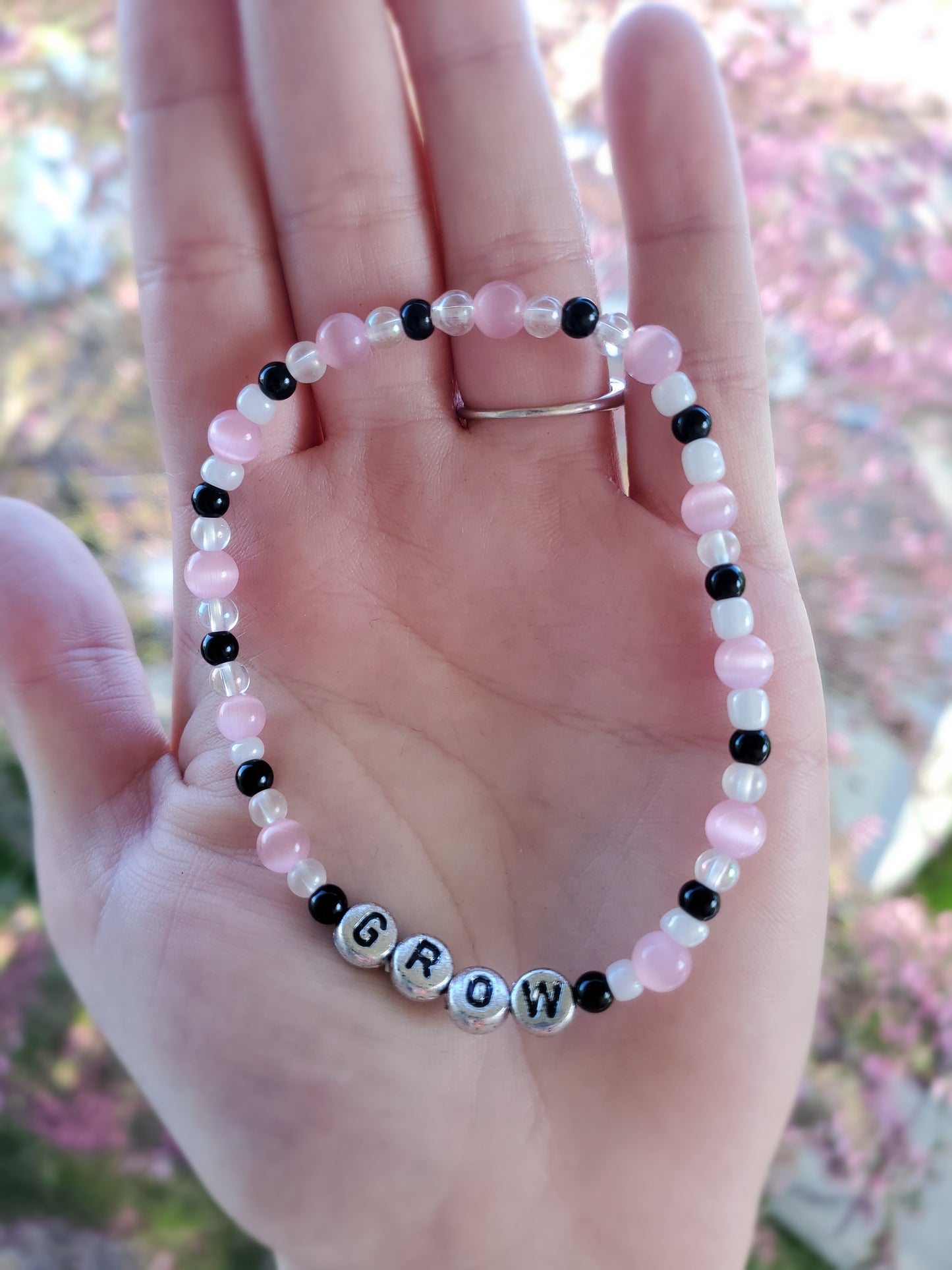 "GROW" - Pink & Pearl