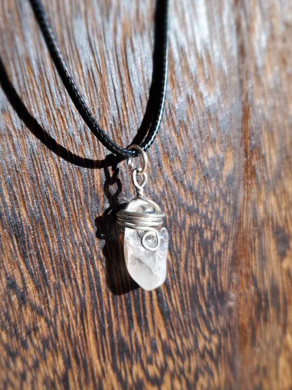 Lodalite in Silver Wire
