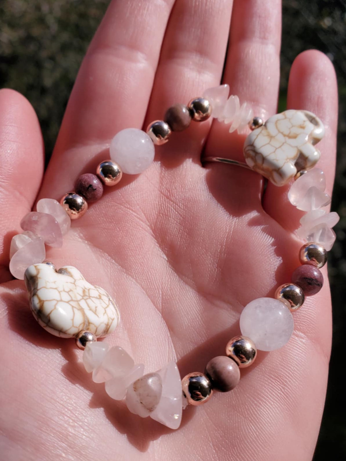 Rhodonite and Rose Quartz with Elephants