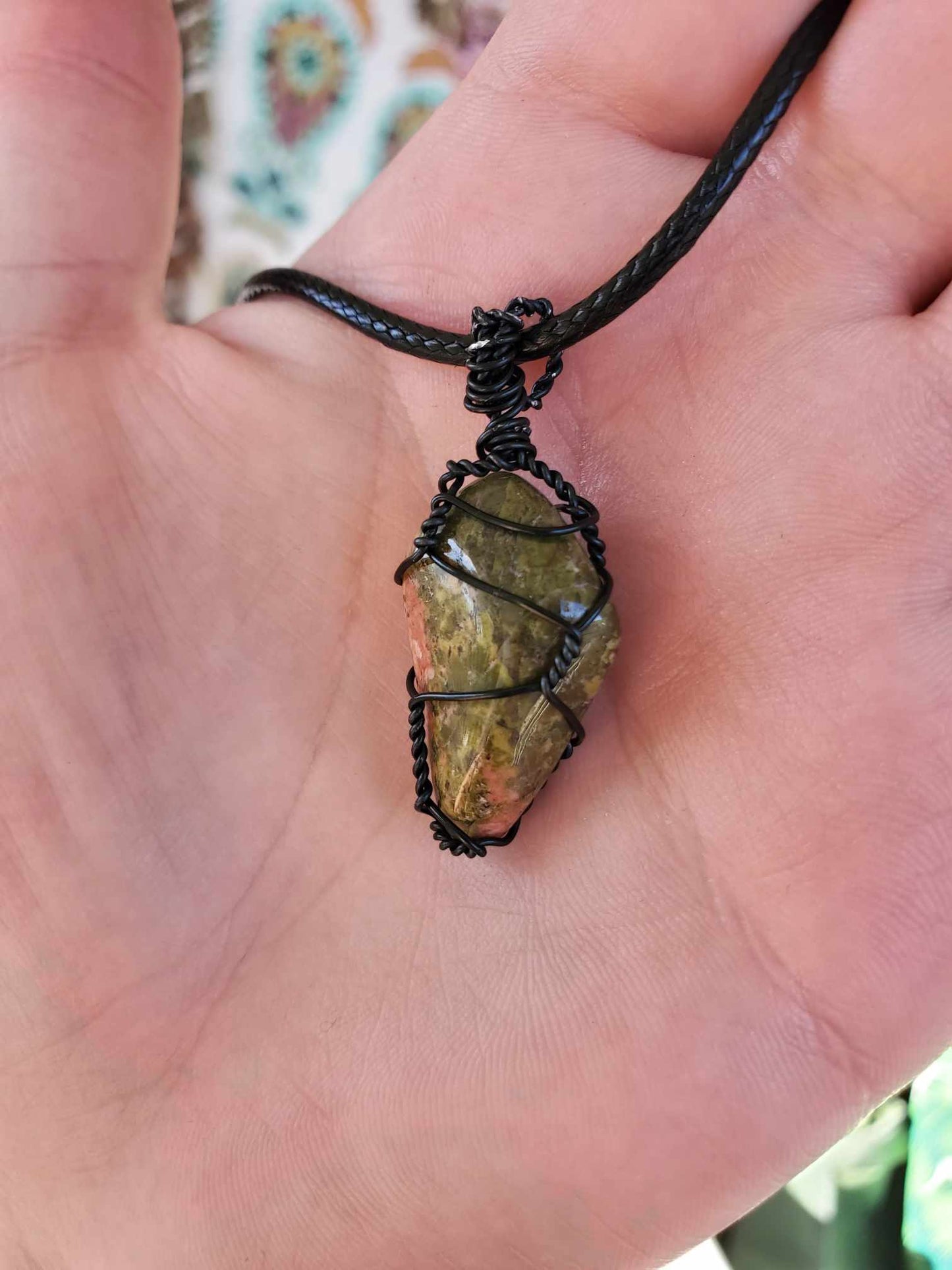 Unakite in Black Wire