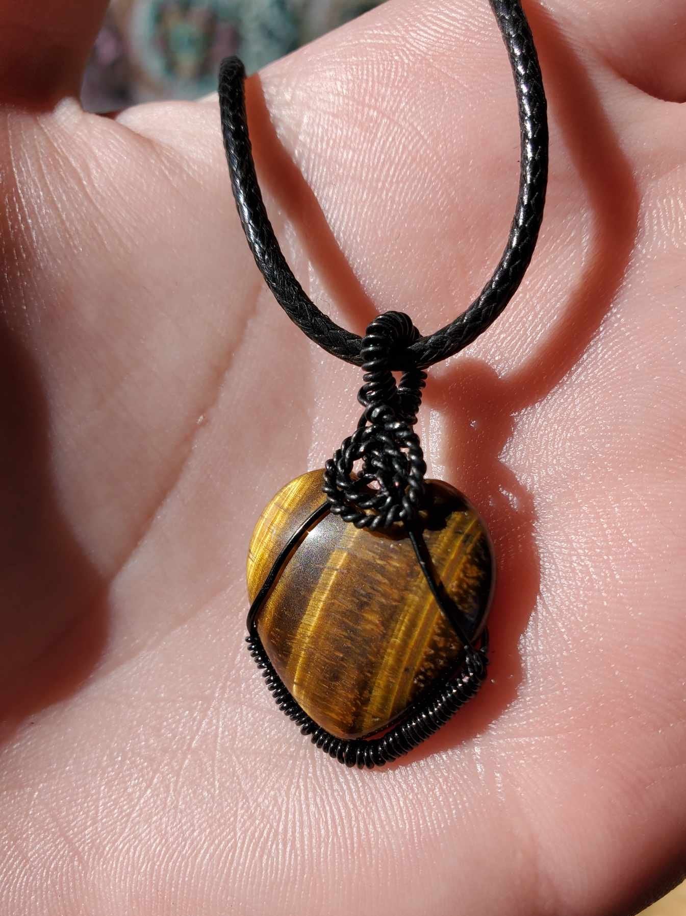 Tiger's Eye Heart in Black Wire