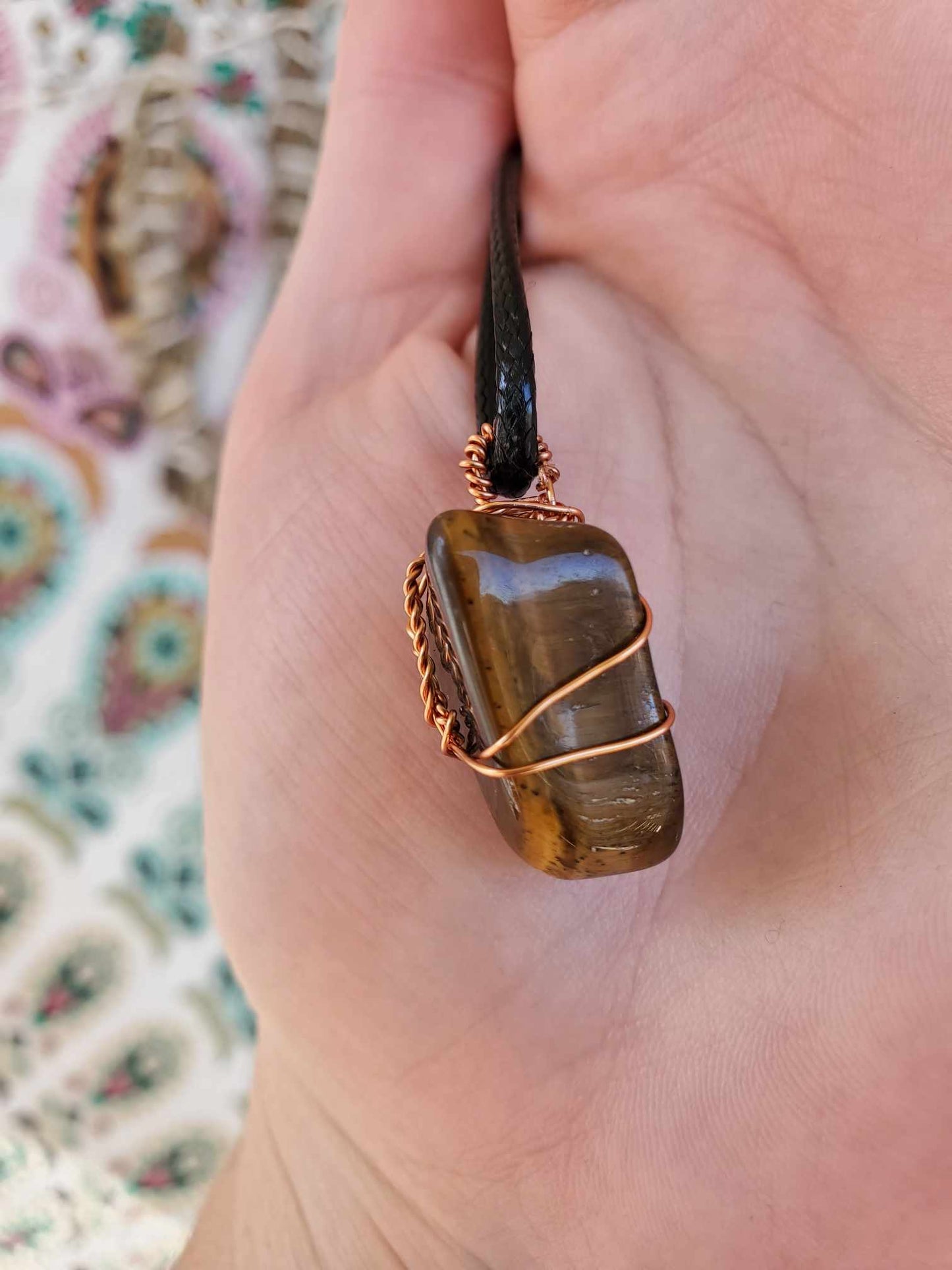 Tiger's Eye in Copper Wire